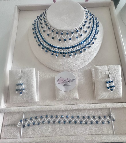 Handgefertigtes blau weiß - blau,