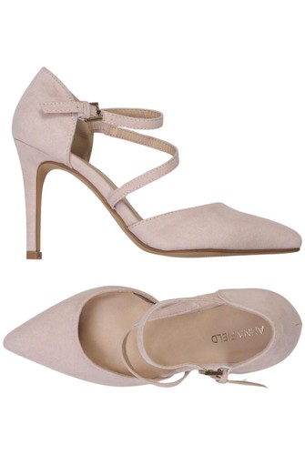 Anna field pumps - field, high