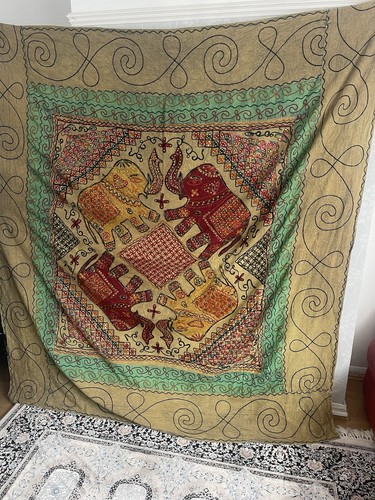 Antik vintage gujarati elefant - gujarati,