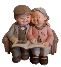 Sehr hübsche Deko Figur, Großeltern, Oma und Opa, Geschenk, Dekoration, NEU !