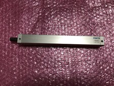 Festo 536203, Kompaktzylinder ADN-12-200-A-P-A, sehr guter Zustand