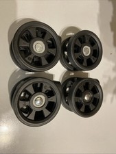 Ein 4 Er Set Rimowa Rollen