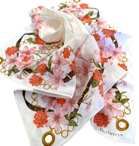 Burberrys floral cotton square - floral,