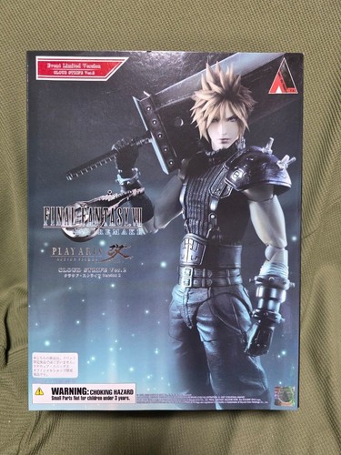 Play arts kai cloud - kai, strife