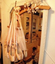 Paar alte ballettschuhe - alte, /