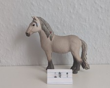 Verschiedene Schleich Pferde