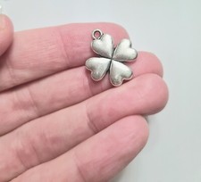  19 Kleeblatt Anhänger