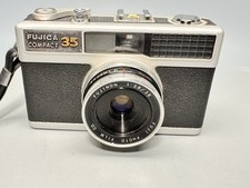 FUJICA COMPACT 35 Rangefinder