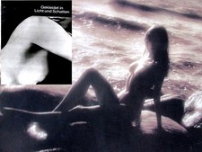 GEKLEIDET IN LICHT UND