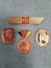 DDR NVA Abzeichen Orden Soldat
