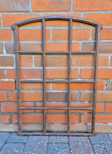 Altes gusseisen stallfenster - gusseisen,