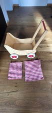 Wenzel Holzpuppenwagen Laura mit Bett-Garnitur