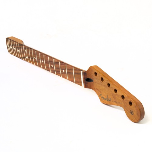 Fender roasted maple - fender,