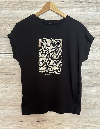 Schwarzes shirt mit - t-shirt,