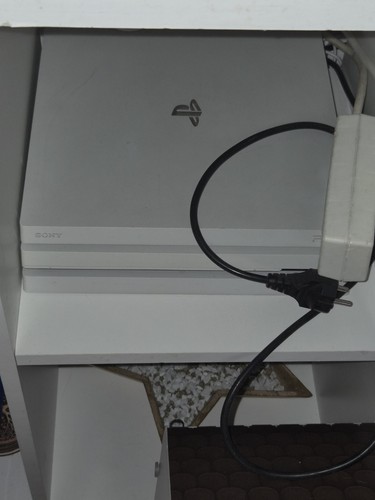 Playstaion pro mit - pro,