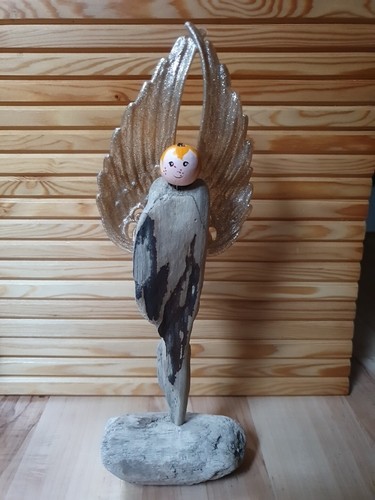 Stamm engel aus schwemmholz - engel,