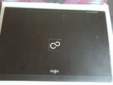 Fujitsu CELSIUS H710 + Dickingstation + Zweitakku