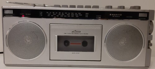 Sanyo 7500le radio cassette - sanyo,