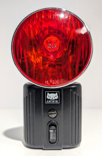 Vintage cat eye - eye, headlight