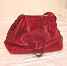 GIORGIO ARMANI Tasche groß Echtleder mit Schultergurt Vintage