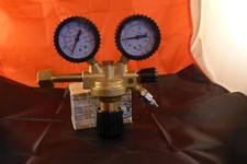 Druckminderer CO2/Argon