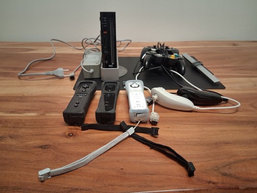 Wii schwarz und wiimotes 32 - und, 3