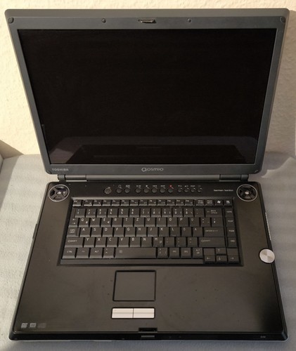 Retro gaming laptop qosmio g30 - retro,