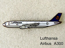 Lufthansa Airbus A300 Flugzeug Luftfahrt Airline Pin Badge Anstecker