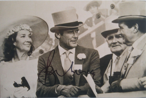 Roger moore autogramm 9x13 - moore,