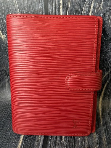 Louis vuitton agenda epi - lv,