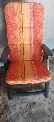 Sessel gepolstert mit