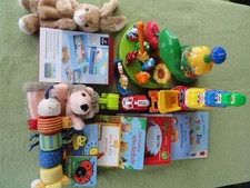 Spielzeug Konvolut   ab 1 Jahr Chicco Kreisel, Fisherprice Stapelautos usw.