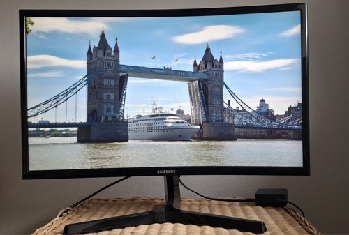 Samsung curved monitor - curved, 24