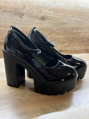 Schwarze lack plateaupumps - schwarze,