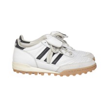 Adidas, Fußballschuhe