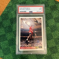 🇺🇸🏀1992-93 Upper Deck Michael Jordan #23-PSA 9-Mint**rare**📈