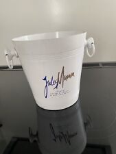 Biete Ein Sektkübel von der Firma Jules Mumm im Guten Zustand. Siehe Bilder