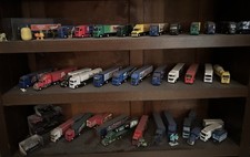 33x Modell LKW LKWs Sattelzug