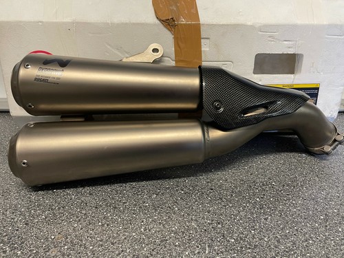 Ducati panigale 959 - 959, akrapovic
