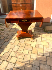 Seltener Empire Wangentisch in