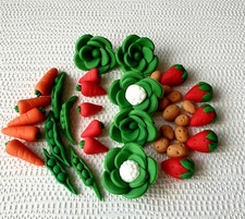 35 x Fondant Peter Kaninchen Thema Kuchen/Cupcake Deko