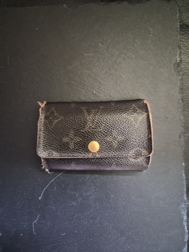 Louis vuitton keyholder - louis,