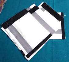 Schwarz und Weiß  Grau