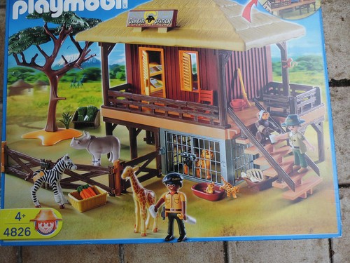 PLAYMOBIL