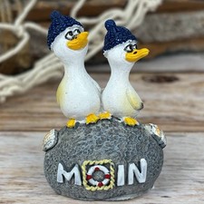 2 lustige Möwen mit Mütze