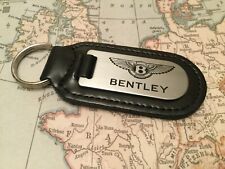 Bentley Schlüsselanhänger Aufgeraut Und Gefüllt auf Leder