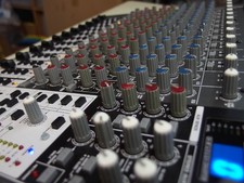 Behringer XENYX 2442 1.Gen 19"