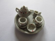 1 Keramik Tablet mit Kanne , 2 Tassen usw.  für  Puppenstube