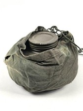 Filter zur Pferdegasmaske 41 der Wehrmacht. Ungebrauchtes Stück in sehr gutem Zu