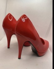 High heels pumps table - heels,